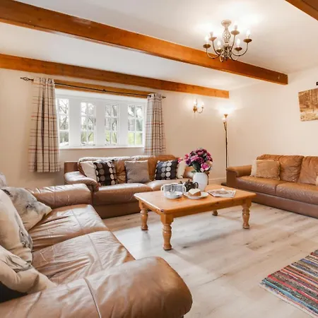 6 Bed In Near Settle Oc-ds101 Holiday home Tosside
