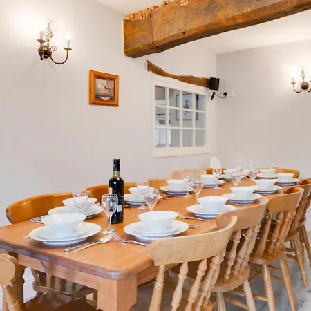 6 Bed In Near Settle Oc-ds101