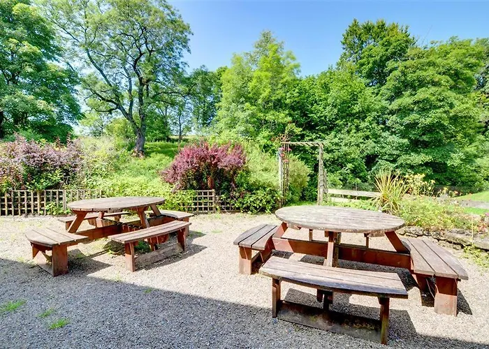 6 Bed In Near Settle Oc-ds101 * Tosside