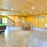 6 Bed In Near Settle Oc-ds101 Tosside